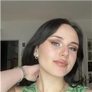 Étudiante je suis disponible pour donner des cours d’anglais de tout niveau et des cours de maths niveau primaire et collège